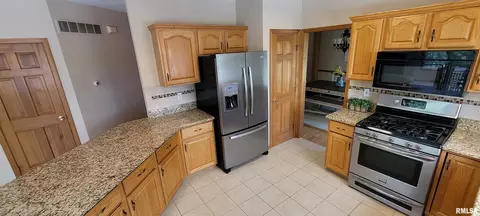 7904 W Bridlebrook Dr, Mapleton, IL 61547 photo 13