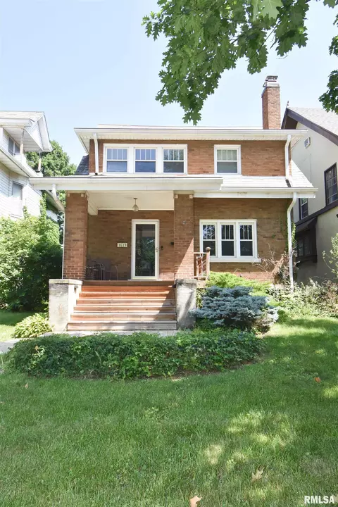 1619 W Columbia Ter, Peoria, IL 61606