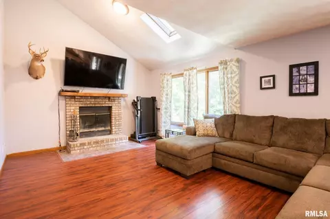 10503 W Merlin Ct, Mapleton, IL 61547 photo 6