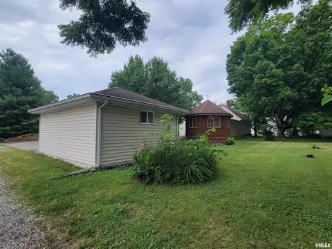 619 E Washington St, Macomb, IL 61455 photo 28