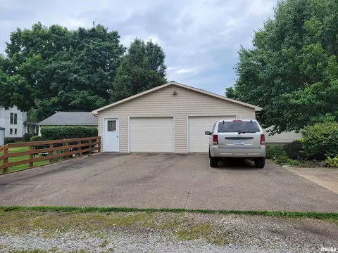 619 E Washington St, Macomb, IL 61455 photo 26