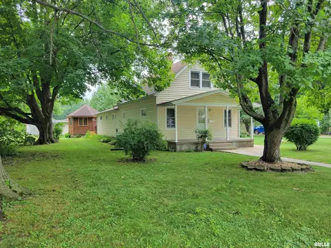 619 E Washington St, Macomb, IL 61455 photo 1