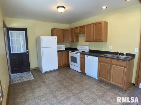 520 S Johnson St, Macomb, IL 61455 photo 16