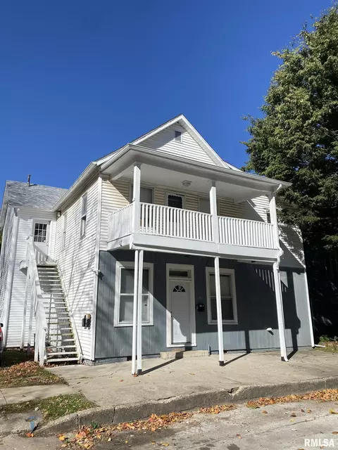 520 S Johnson St, Macomb, IL 61455 photo 1