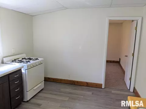 520 S Johnson St, Macomb, IL 61455 photo 12