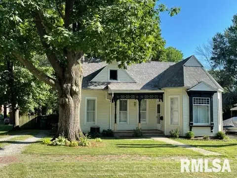 325 E Franklin St, Macomb, IL 61455 photo 1