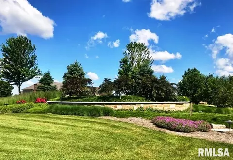 3116 Pilgrims Way, Peoria, IL 61525