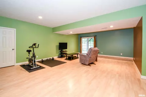 116 W Hillside Ct, Dunlap, IL 61525 photo 32