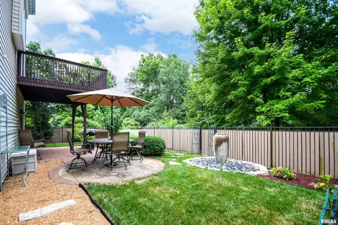 116 W Hillside Ct, Dunlap, IL 61525 photo 5