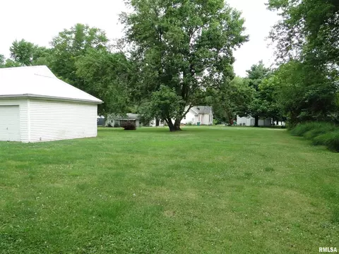 400 E Pierce St, Macomb, IL 61455 photo 22