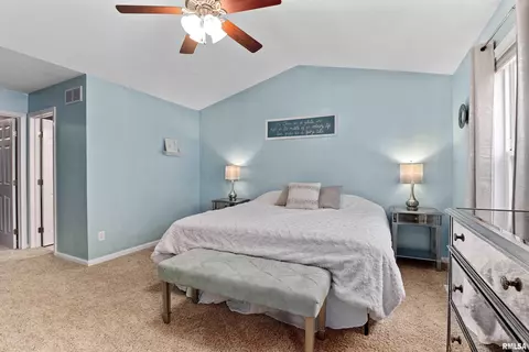 2428 Grey Fox Trl, Bloomington, IL 61705 photo 33