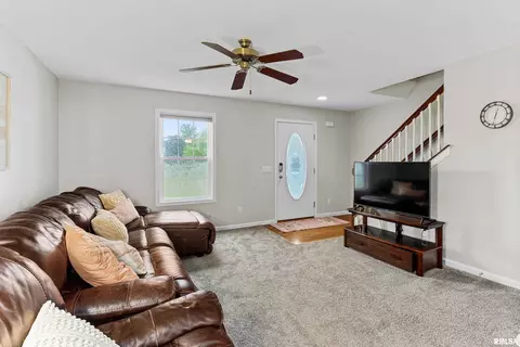 2428 Grey Fox Trl, Bloomington, IL 61705 photo 14