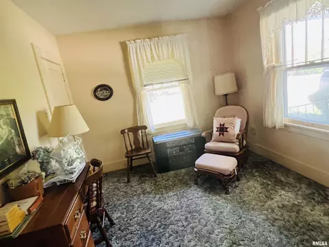 705 E Piper St, Macomb, IL 61455 photo 16