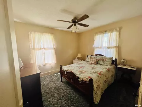 705 E Piper St, Macomb, IL 61455 photo 14