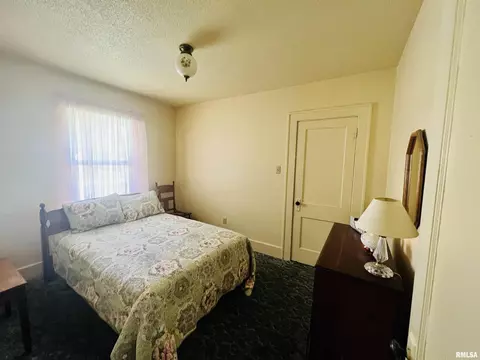 705 E Piper St, Macomb, IL 61455 photo 19