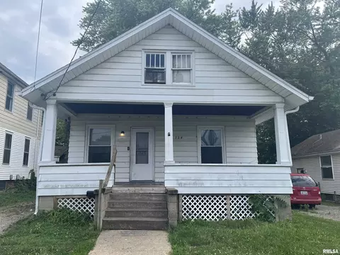 724 E Thrush Ave, Peoria, IL 61603 photo 1