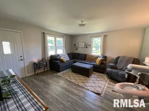 119 S Monroe St, Macomb, IL 61455 photo 5