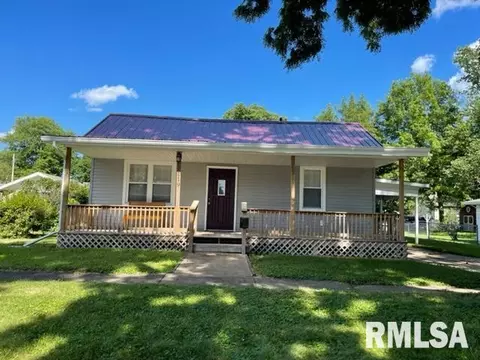 119 S Monroe St, Macomb, IL 61455 photo 2