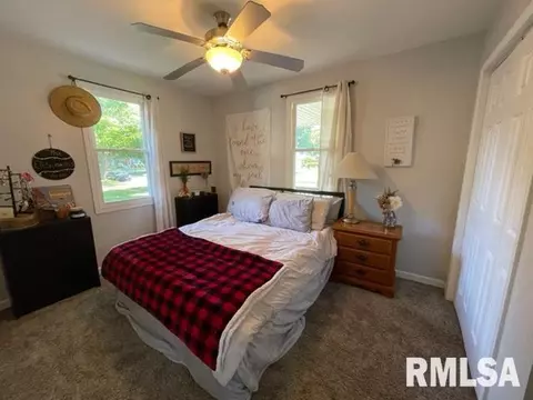 119 S Monroe St, Macomb, IL 61455 photo 13