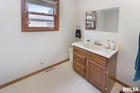 1409 Everett Dr, Pekin, IL 61554 photo 24