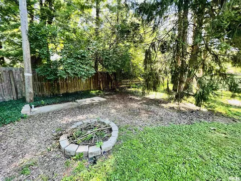 1356 Parkview Dr, Macomb, IL 61455 photo 23