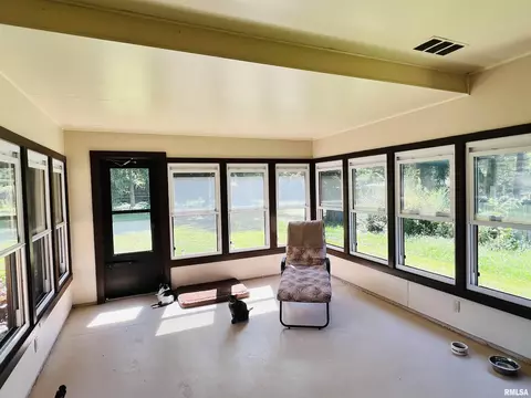 1356 Parkview Dr, Macomb, IL 61455 photo 17