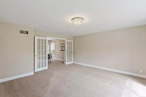 11201 N Daniel Ct, Dunlap, IL 61525 photo 8