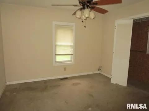 127 E 5th St, Dunfermline, IL 61524 photo 14