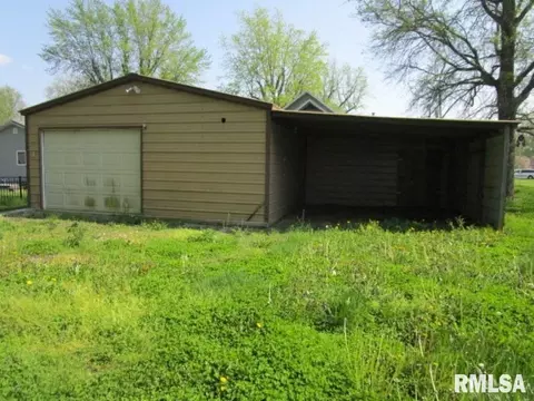 127 E 5th St, Dunfermline, IL 61524 photo 7
