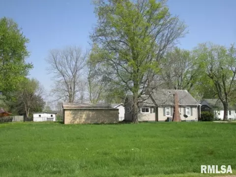 127 E 5th St, Dunfermline, IL 61524 photo 3