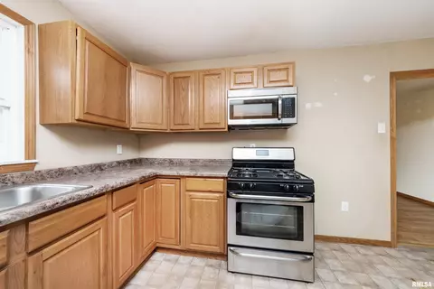 200 Theodore St, Washington, IL 61571 photo 12