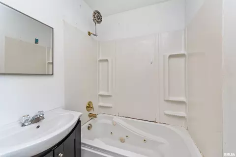 200 Theodore St, Washington, IL 61571 photo 25