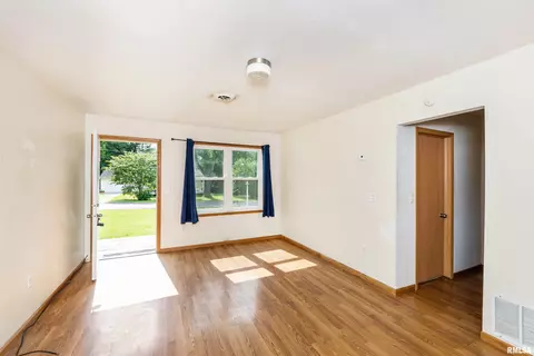 200 Theodore St, Washington, IL 61571 photo 3