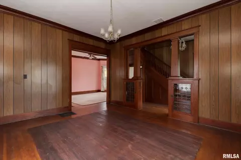 701 W 4th St, Delavan, IL 61734 photo 7