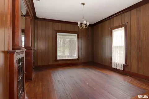 701 W 4th St, Delavan, IL 61734 photo 9