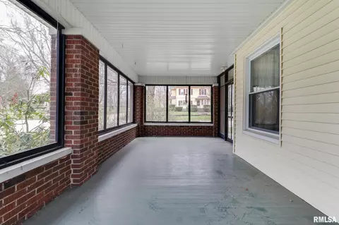 701 W 4th St, Delavan, IL 61734 photo 35
