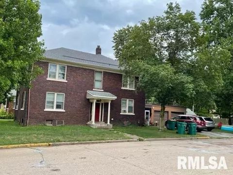 345 W Murray St, Macomb, IL 61455