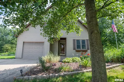 10224 W Guinivere Dr, Mapleton, IL 61547 photo 1