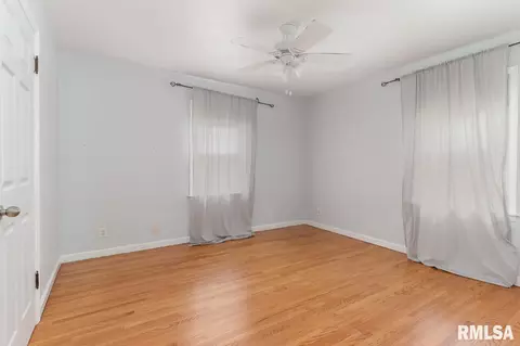 504 Spring St, Washington, IL 61571 photo 11