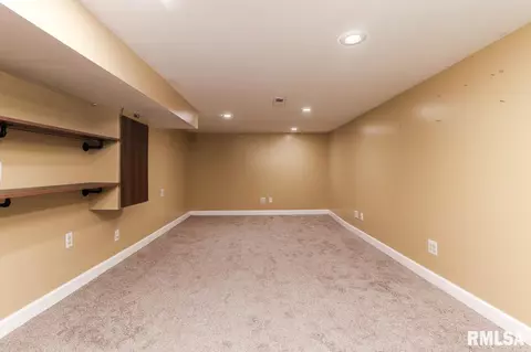 504 Spring St, Washington, IL 61571 photo 25