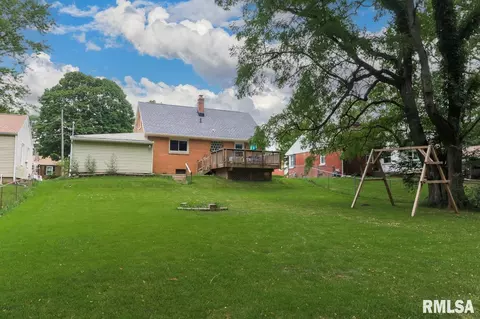 504 Spring St, Washington, IL 61571 photo 5
