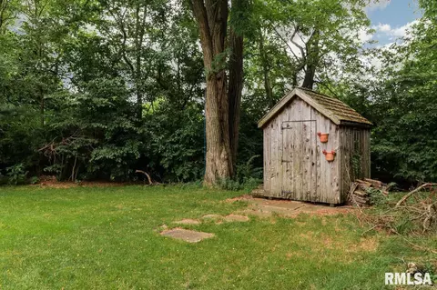 504 Spring St, Washington, IL 61571 photo 32