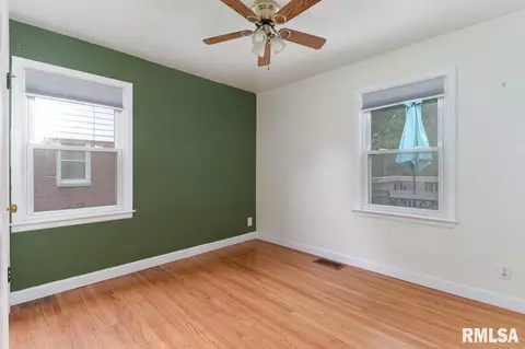 504 Spring St, Washington, IL 61571 photo 13