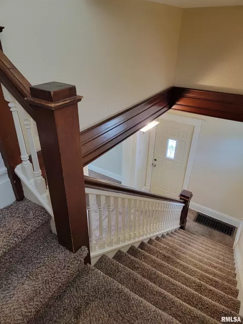 1027 E Chestnut St, Canton, IL 61520 photo 29