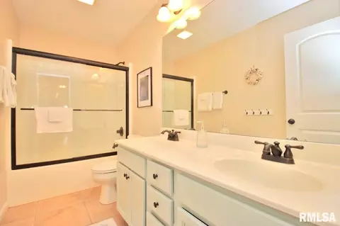 1413 Willow Dr, Washington, IL 61571 photo 26