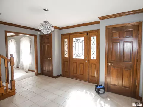 11620 N Strathmoore Ct, Dunlap, IL 61525 photo 3
