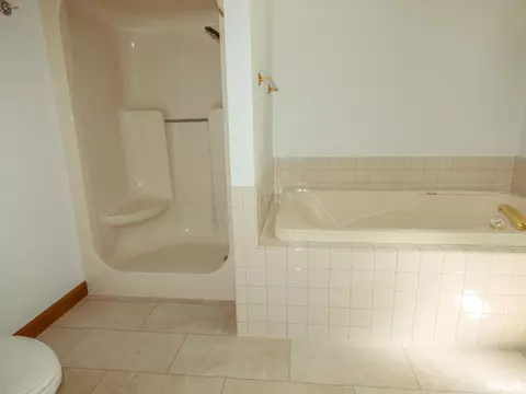 11620 N Strathmoore Ct, Dunlap, IL 61525 photo 26
