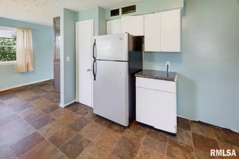 503 Devonshire Rd, Washington, IL 61571 photo 5