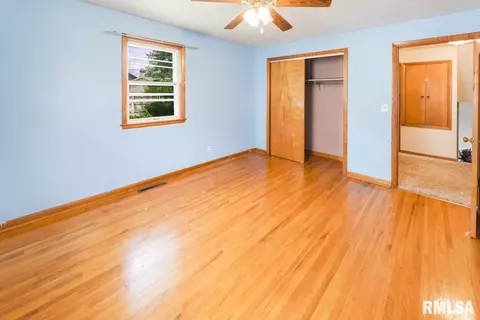 503 Devonshire Rd, Washington, IL 61571 photo 10