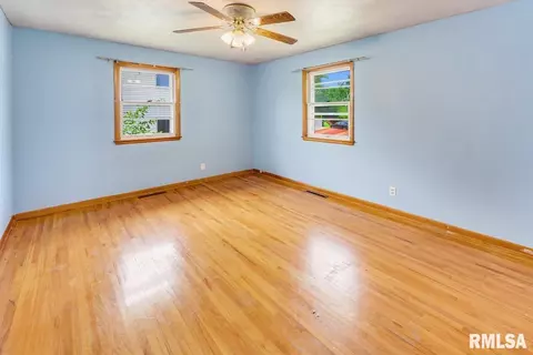 503 Devonshire Rd, Washington, IL 61571 photo 9